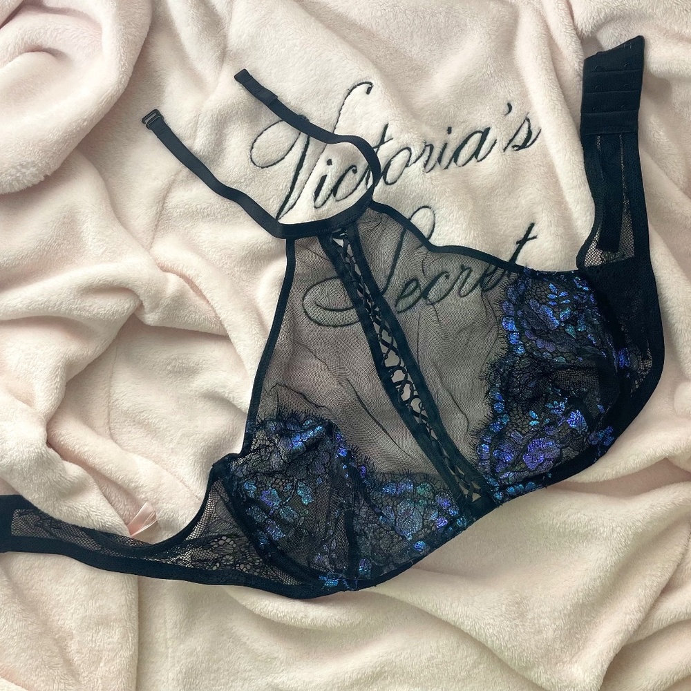 Victoria's Secret Very Sexy